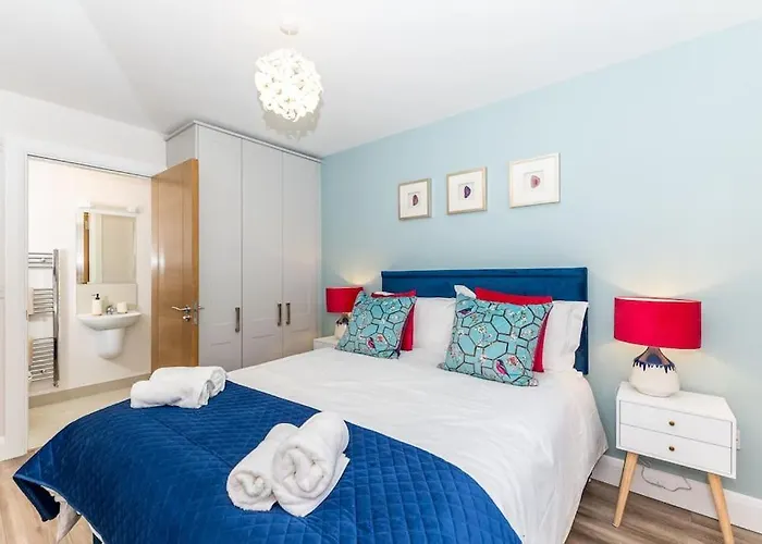 דירה 2 Bed In