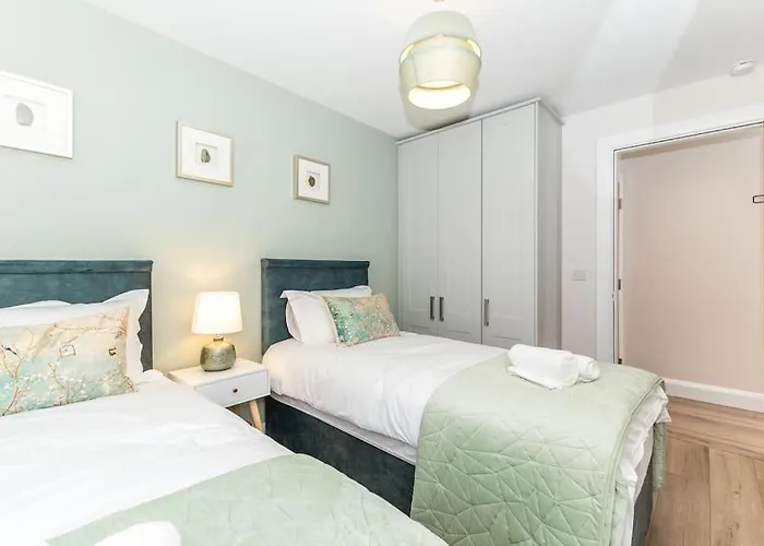 2 Bed In Lägenhet Ashbourne