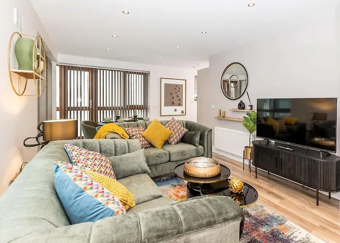 2 Bed In * Ashbourne